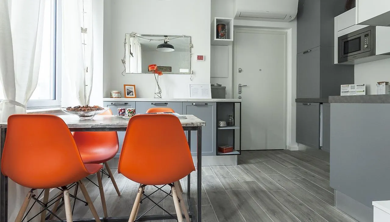 Italianway-Cadorna 10 Apartment Milano